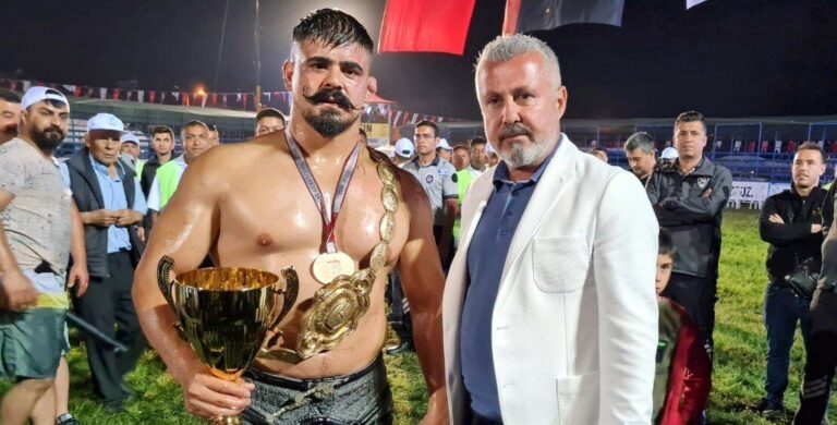 Kırkpınar Başpehlivanı Cengizhan Şimşek: Herkes bıyığımı çok beğendi