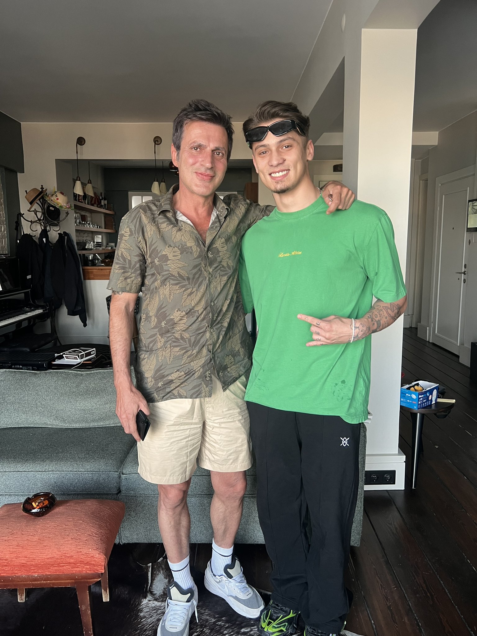 Teoman ve Çakal'dan düet! Reklam iddialarına cevap verdi