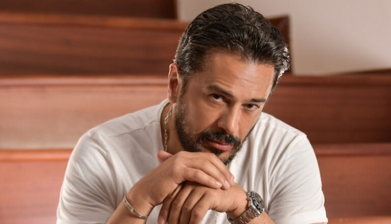 Emre Altuğ yeni projesi için 12 kilo verdi