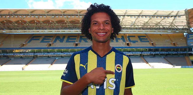 Fenerbahçe, Willian Arao’nun transferini açıkladı