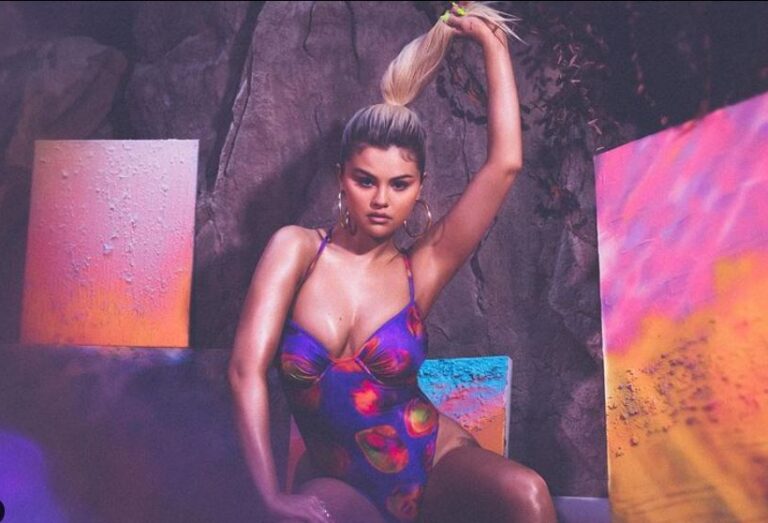 Selena Gomez müjdeyi verdi : Yeni şarkı yolda