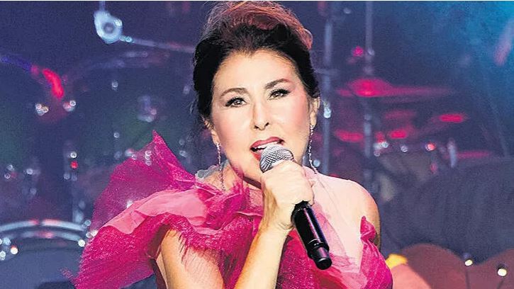 Nilüfer: Müziği bırakmayı düşündüm