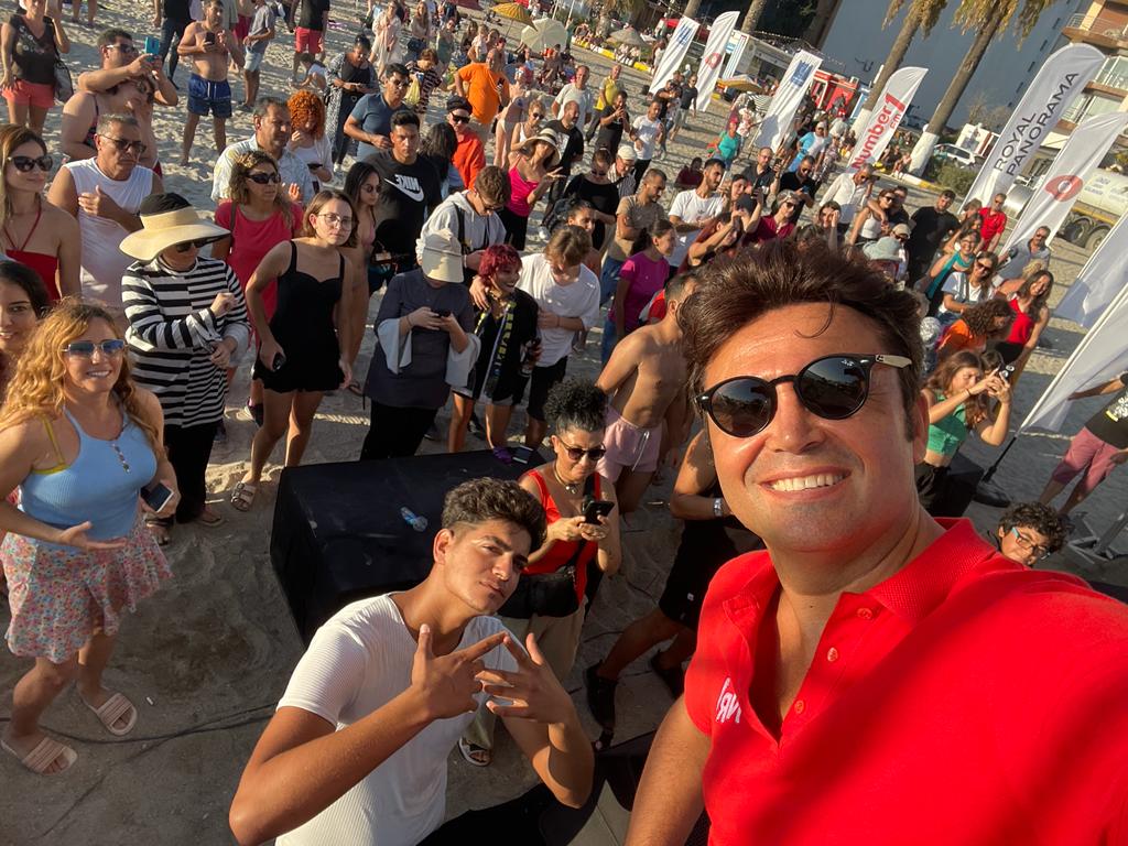 Number1 Kuşadası plaj partilerinde sezon finali