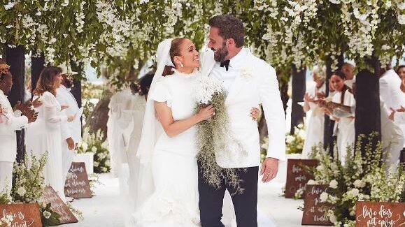 Jennifer Lopez ve Ben Affleck’in düğün fotoğrafları ortaya çıktı