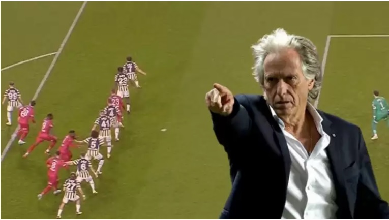 Fenerbahçe’nin savunma çizgisi hayran bıraktı