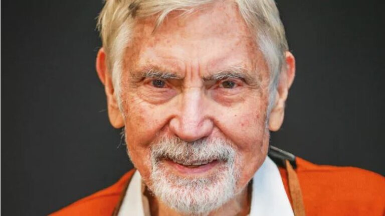 Fotoğrafın Ozan’ı 89 yaşında