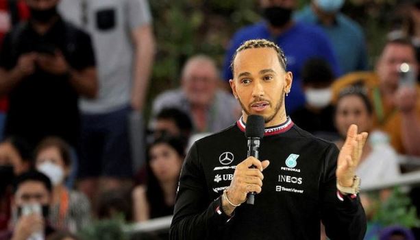 Mercedes’in efsane pilotu Lewis Hamilton’dan emeklilik açıklaması