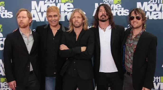Ünlü müzik grubu Foo Fighters’tan hayranlarını sevindiren haber