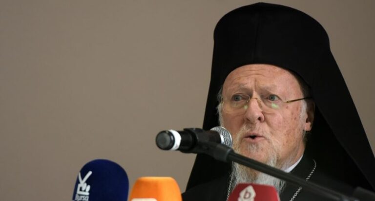 Fener Rum Patriği Bartholomeos’tan Kur’an-ı Kerim’e saldırılara kınama