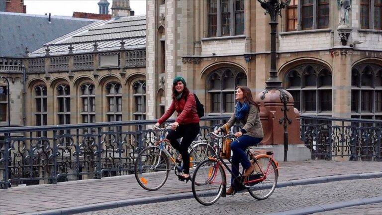 Belçika’da işe bisikletle gidenler para alacak