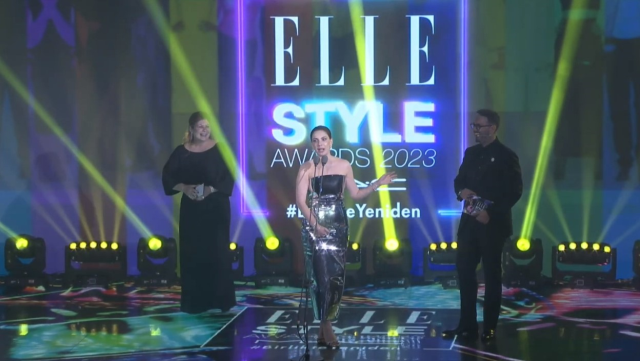Eda Ece Elle Style Awards Gecesi’nde giydiği elbiseyle sosyal medya kullanıcılarının diline fena düştü