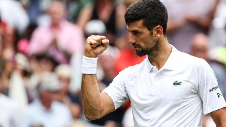Winbledon’da finali kaybeden Novak Djokovic gözyaşlarını tutamadı