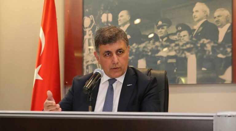 Cemil Tugay, CHP’nin İzmir adayı oldu