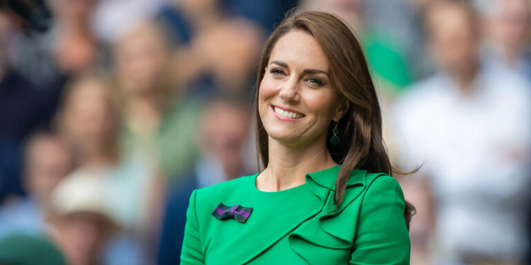 Galler Prensesi Kate Middleton hastaneye kaldırıldı