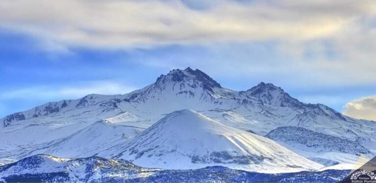 Erciyes hafta sonu 123 bin kişiyi ağırladı
