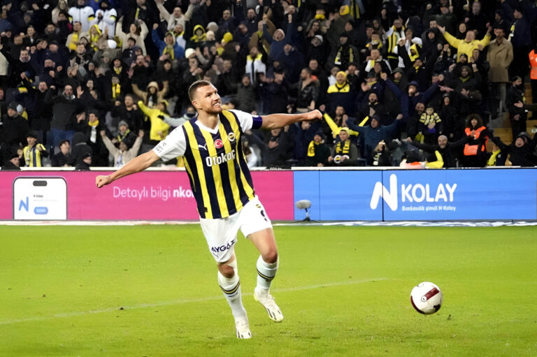 Trendyol Süper Lig’de gol krallığı yarışı: Džeko, Icardi ile arasındaki farkı açıyor