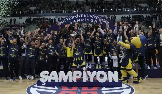 Fenerbahçe Beko, Anadolu Efes’i mağlup ederek Türkiye Kupası’nın sahibi oldu