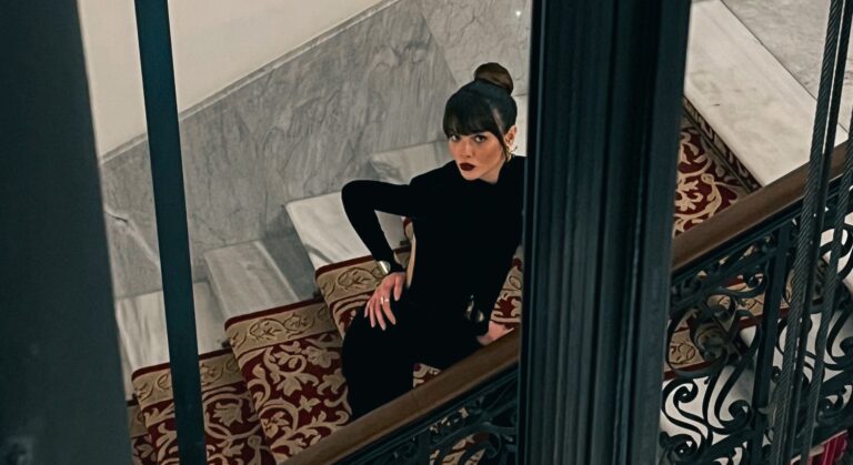 Senden Önce’nin yıldızı Sinem Ünsal’dan özel fotoğraflar