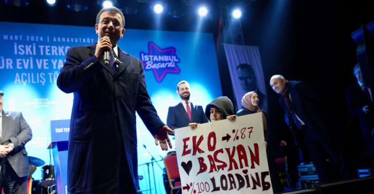 İmamoğlu: Gece gündüz çalışmaya devam edeceğiz