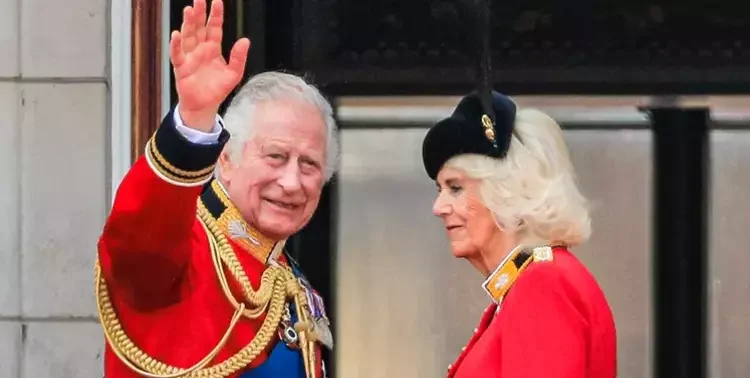 Bu tahtı yıllarca beklemişti. Yürüyecek hali olmazsa arabayla götürecekler