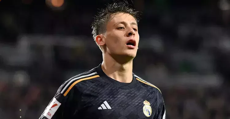 Futbolseverlere büyük müjde. Dev maçlar şifresiz