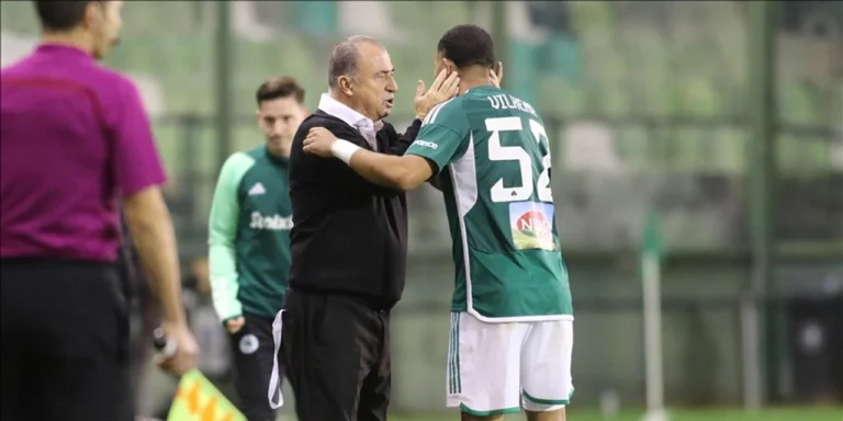 Fatih Terim’in Panathinaikos’u AEK’i zirveden indirdi