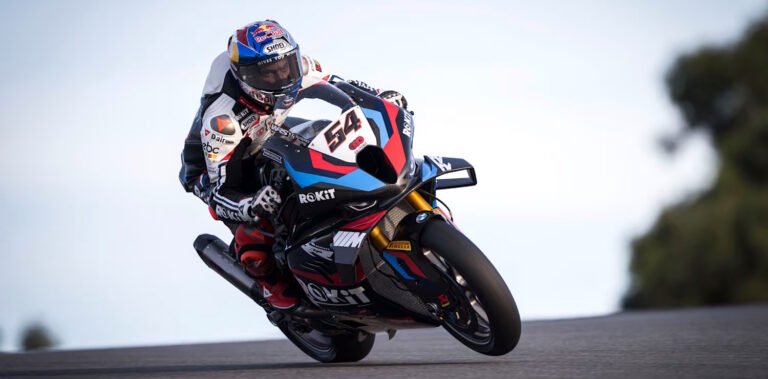 Toprak Razgatlıoğlu’ndan üst üste 10. zafer