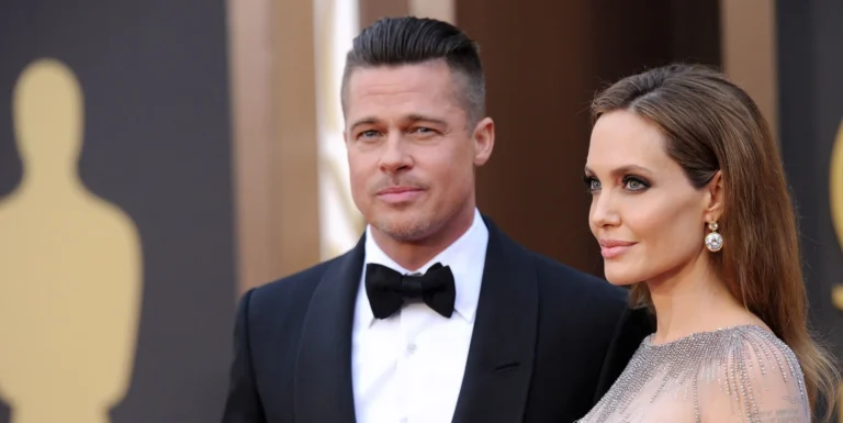 Angelina Jolie pes etti