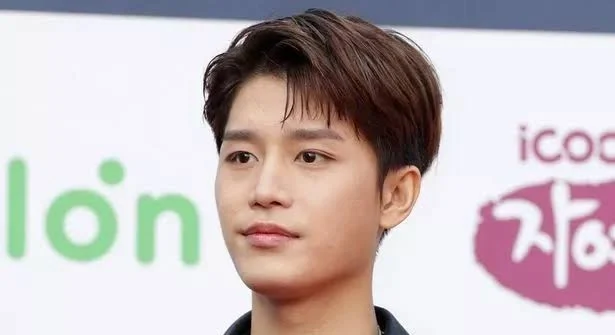 K-pop yıldızı Taeil cinsel istismarla suçlandı