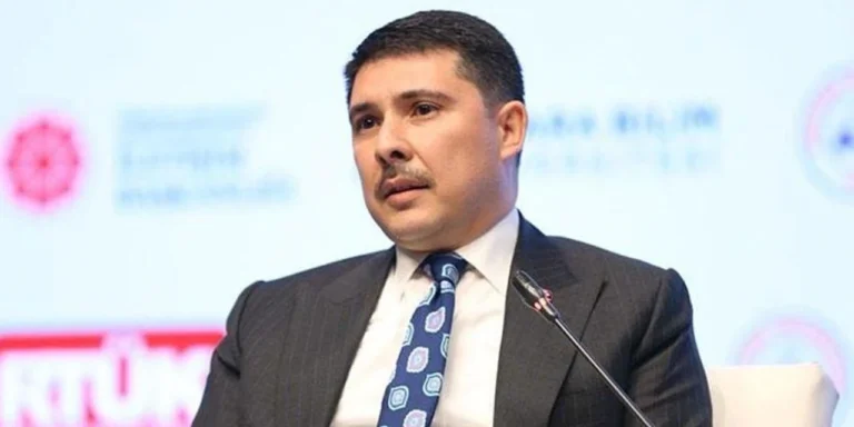 Cumhurbaşkanlığı Özel Kalem Müdürü Hasan Doğan Okurlarıyla Buluştu