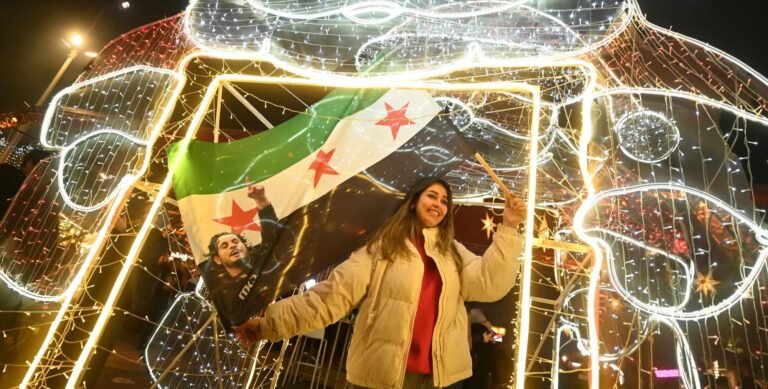 Suriye’deki yeni yönetimden Noel Bayramı kararı