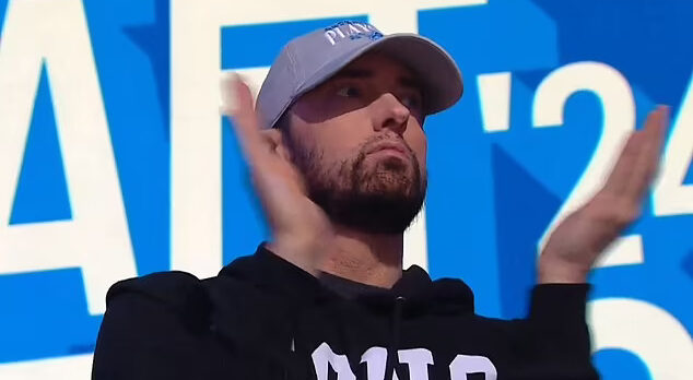 Eminem’in şirketinden reklam davası