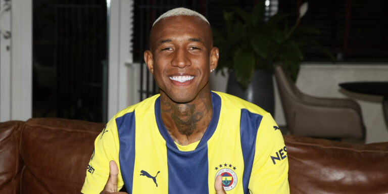 Anderson Talisca İstanbul’a indi, Fenerbahçe formasını giydi