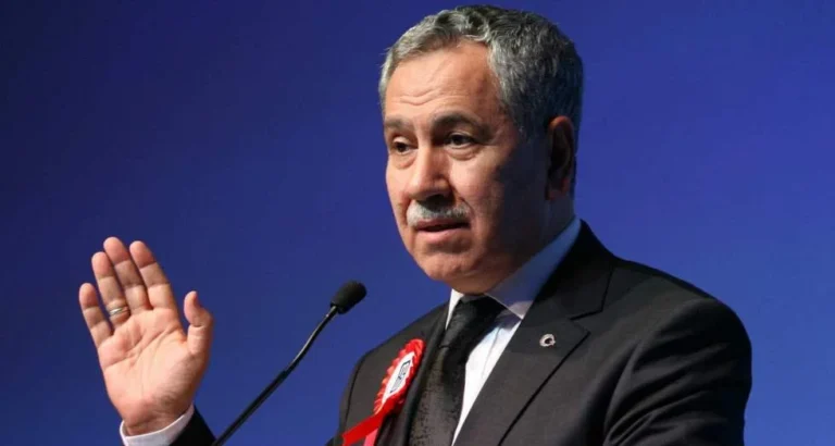Arınç’tan iktidara ifade özgürlüğü eleştirisi