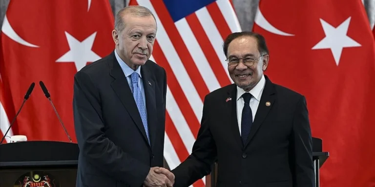 Malezya Başbakanı İbrahim’in Erdoğan paylaşımı gündem oldu