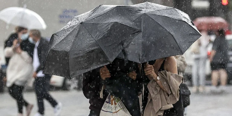 Bayramda planı olanlara kötü haber. Gök gürültülü sağanak geliyor