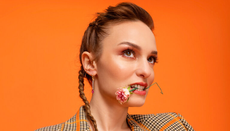 Nilperi Şahinkaya’ya mesaj atan Senegalli futbolcu kim?