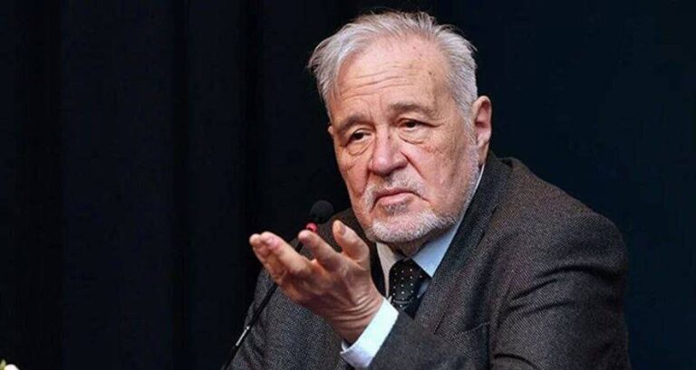 İlber Ortaylı. Terk edemem, İstanbul’dan vazgeçemem