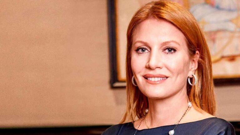 İstanbul’a gelir gelmez dostlarıyla hasret giderdi