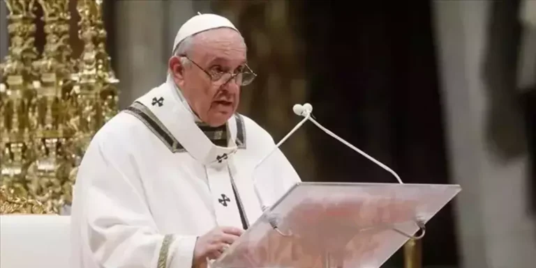 Papa Franciscus 88 yaşında hayatını kaybetti