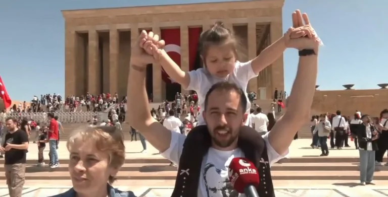 19 Mayıs’ta halk Anıtkabir’e akın etti