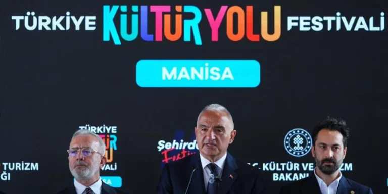 Türkiye Kültür Yolu Festivali Manisa’da başladı. Bakan Ersoy açılışa katıldı