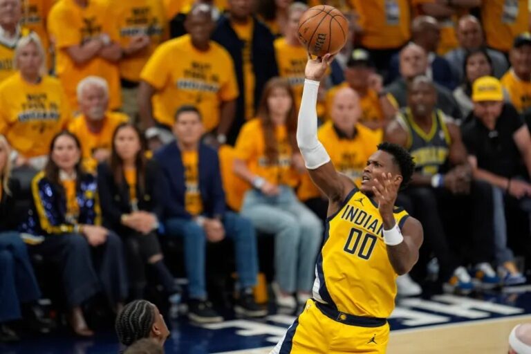 Indiana Pacers Oklahoma City Thunder’ı devirdi
