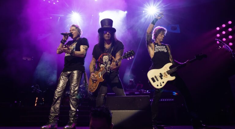 Guns N’ Roses’ın İstanbul konseri bilet fiyatlarına eleştiri