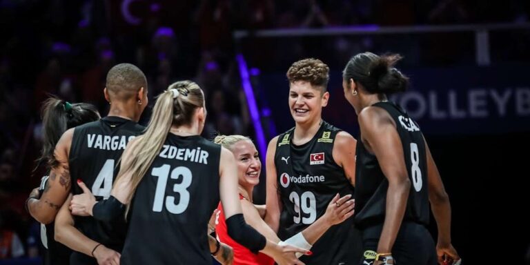 Filenin Sultanları, Hollanda’ya set vermeden kazandı