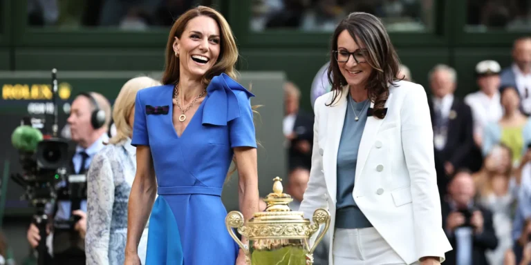 Kate Middleton, Wimbledon Tenis Turnuvası’nda ayakta alkışlandı