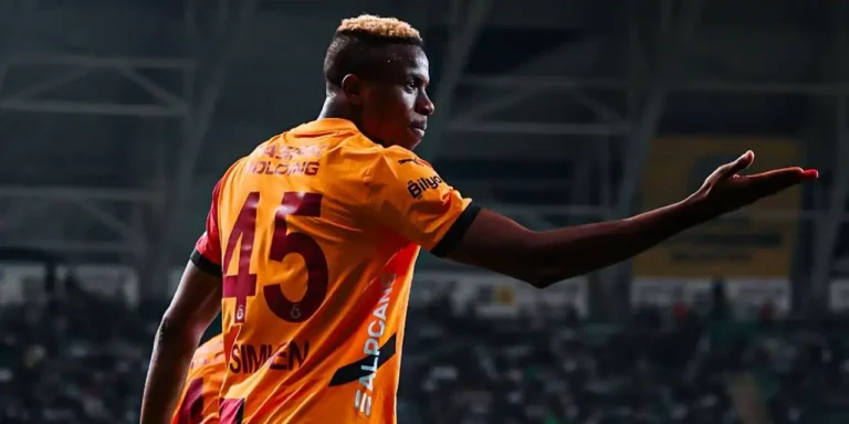 Osimhen işi inada bindi