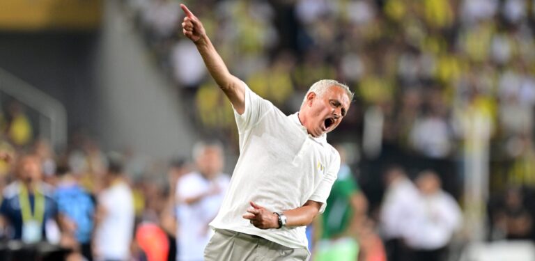 Mourinho’nun istediği oldu, 15 milyon euroluk yıldız geliyor