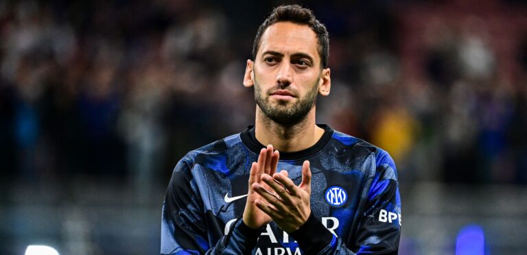 Hakan Çalhanoğlu’ndan kafa karıştıran olay paylaşım