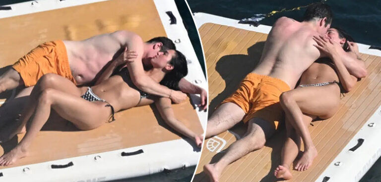 Dua Lipa ve Callum Turner’dan tatilde romantizm